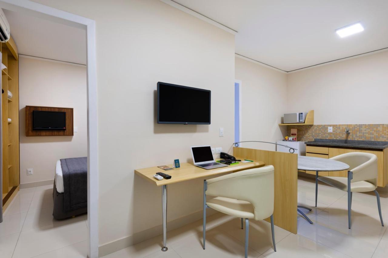 Bourbon Vitoria Hotel מראה חיצוני תמונה